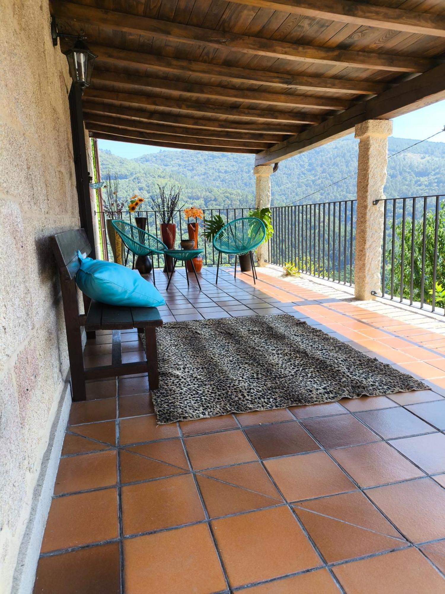 Vila Xiravai-Ribeira Sacra Peares Exteriér fotografie